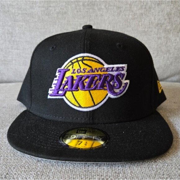 New Era Other - New Era 5950 Los Angeles Lakers 7 3/4 Men Basic Fitted  Black Logo Hat gf 112025